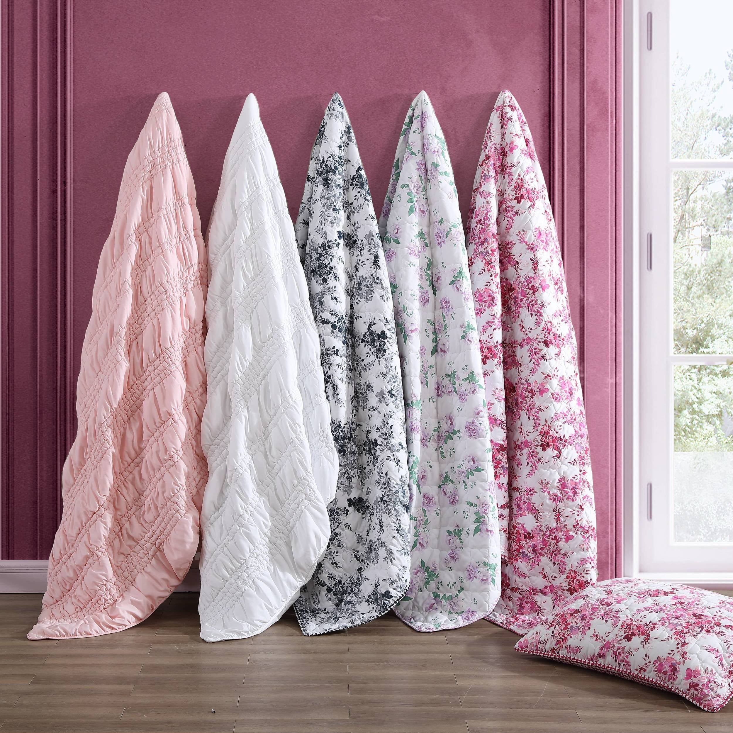 Betsey Johnson Floral Vineyard Pink Reversible Full/Queen Quilt Set