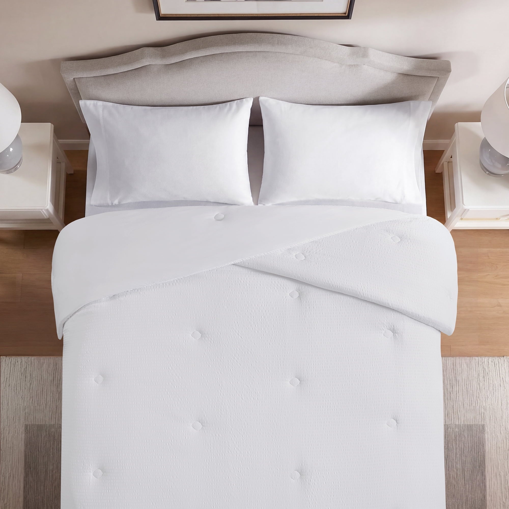 Mainstays Full/Queen Comforter, Reversible Down Alternative, All-Season, White Seersucker