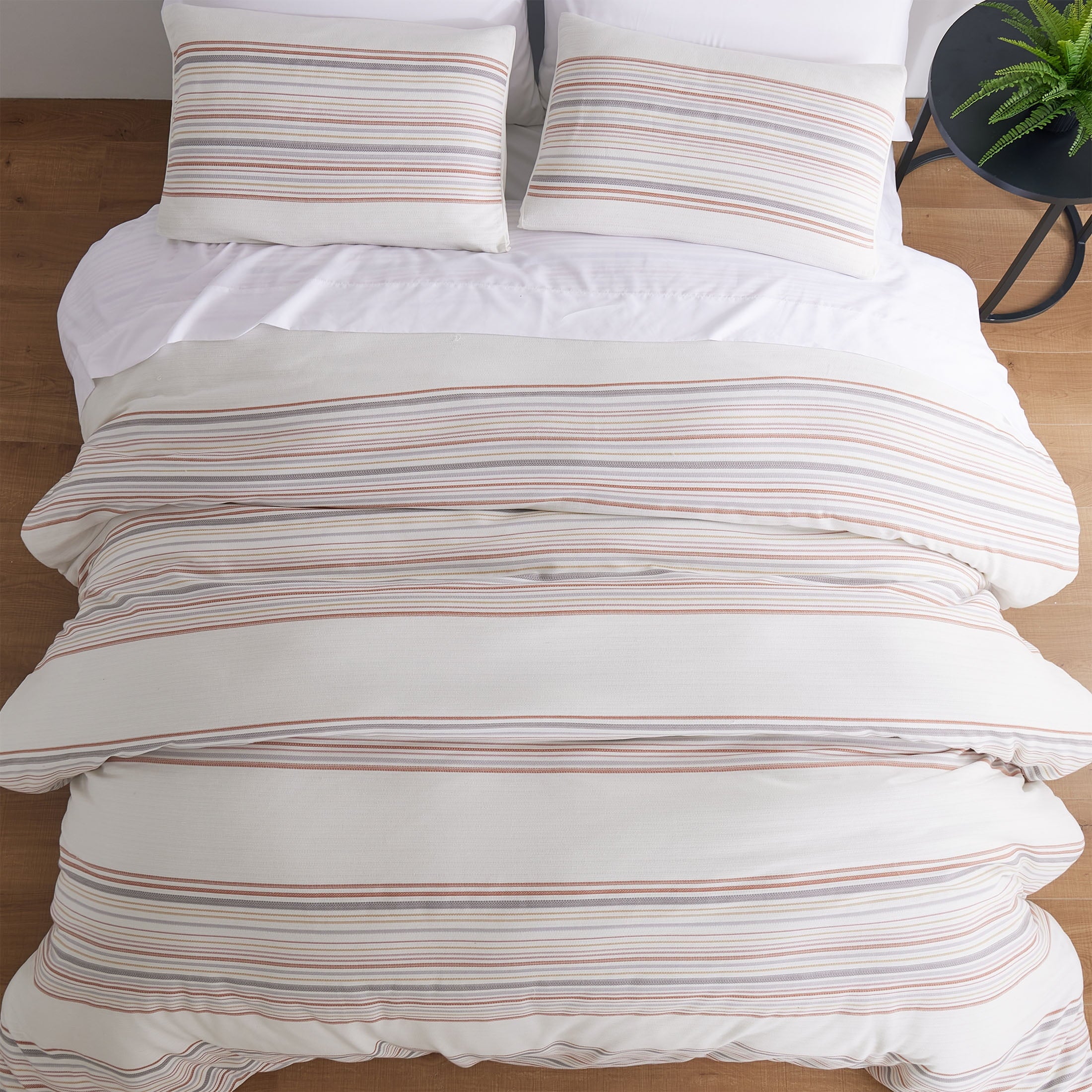 Better Homes & Gardens 3-Piece Red Yarn Dye Stripe Comforter Set, Full/Queen