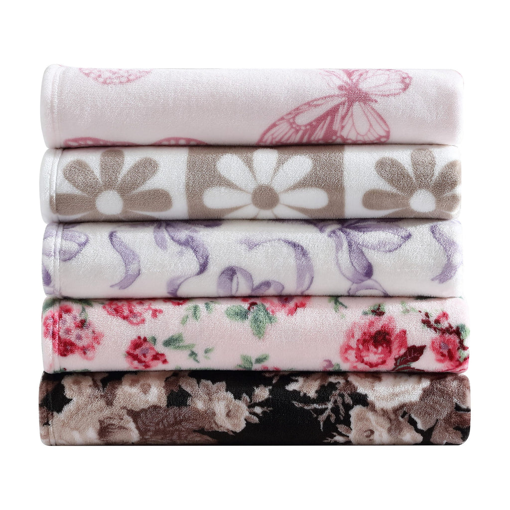 Betsey Johnson Vintage Floral Light Pink & Pink Full/Queen Bed Blanket, Soft Cozy Bedroom Blanket, Machine Washable