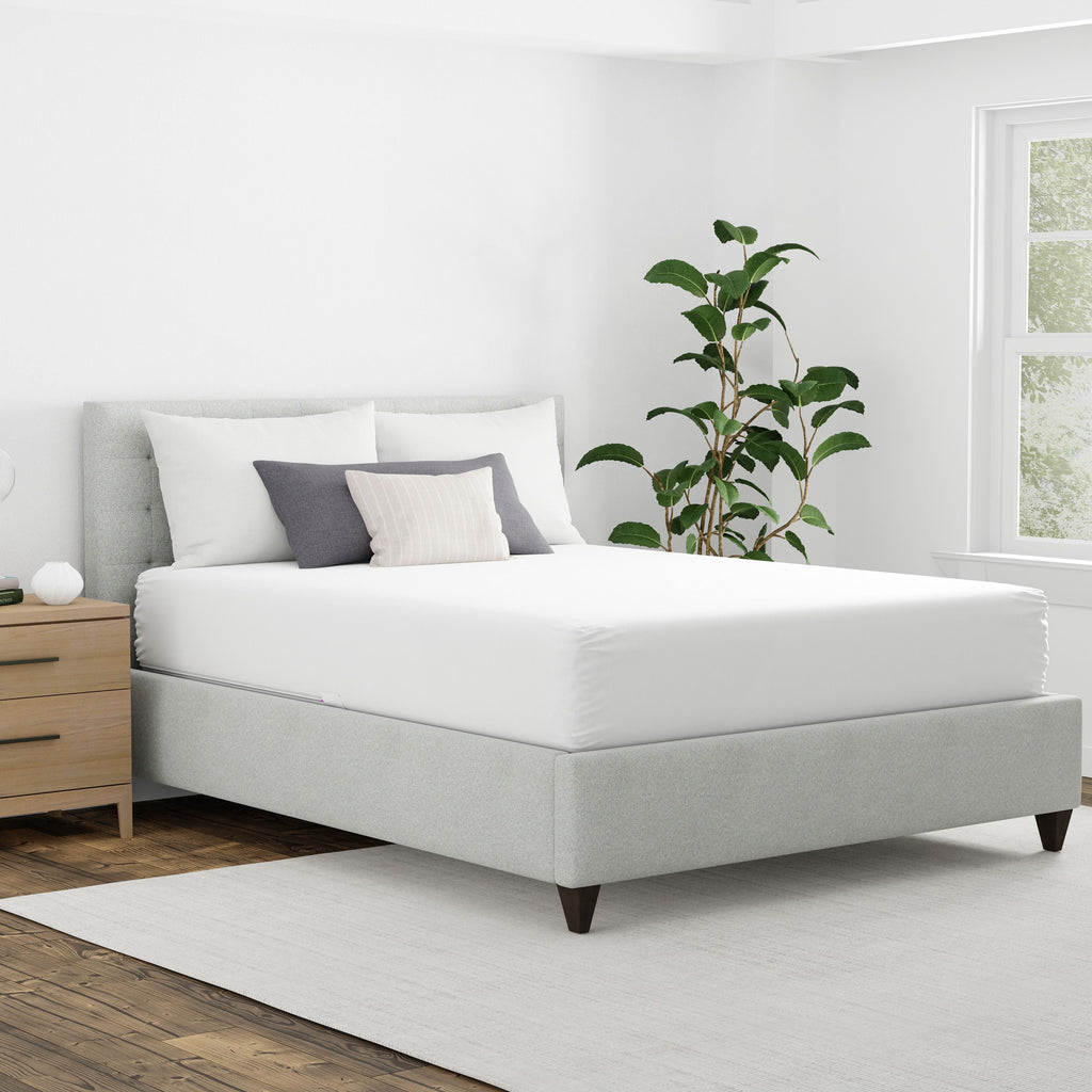 AllerEase Maximum Mattress Cover Protector, Queen - Zippered, Waterproof, Allergen Barrier