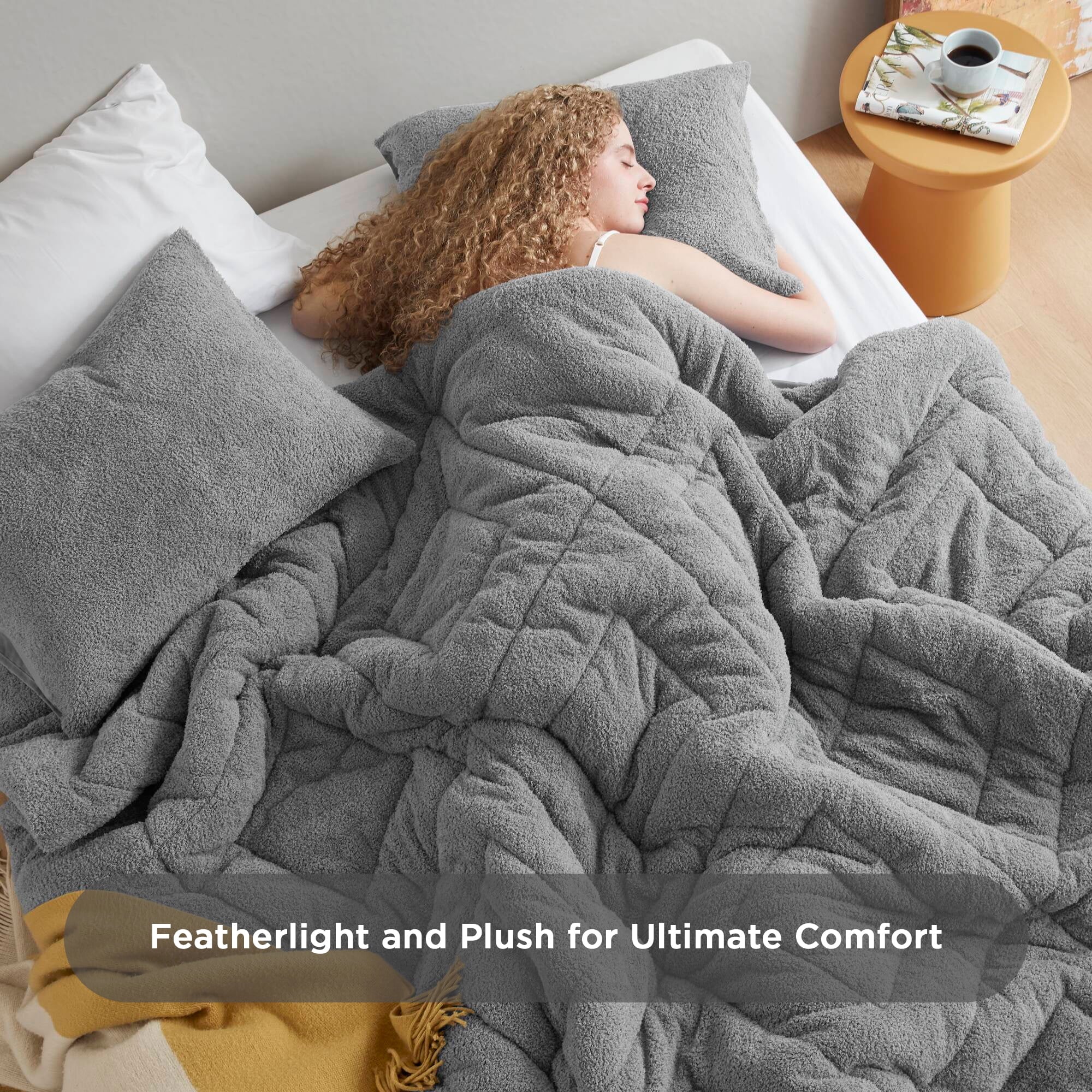Regency Heights Twin/Twin XL Quilted Plush Comforter Set, 2-Piece Reversible Feather-Soft Dorm Bedding Sets, Textured Sherpa Comforter Bed Set for All Season, Gray